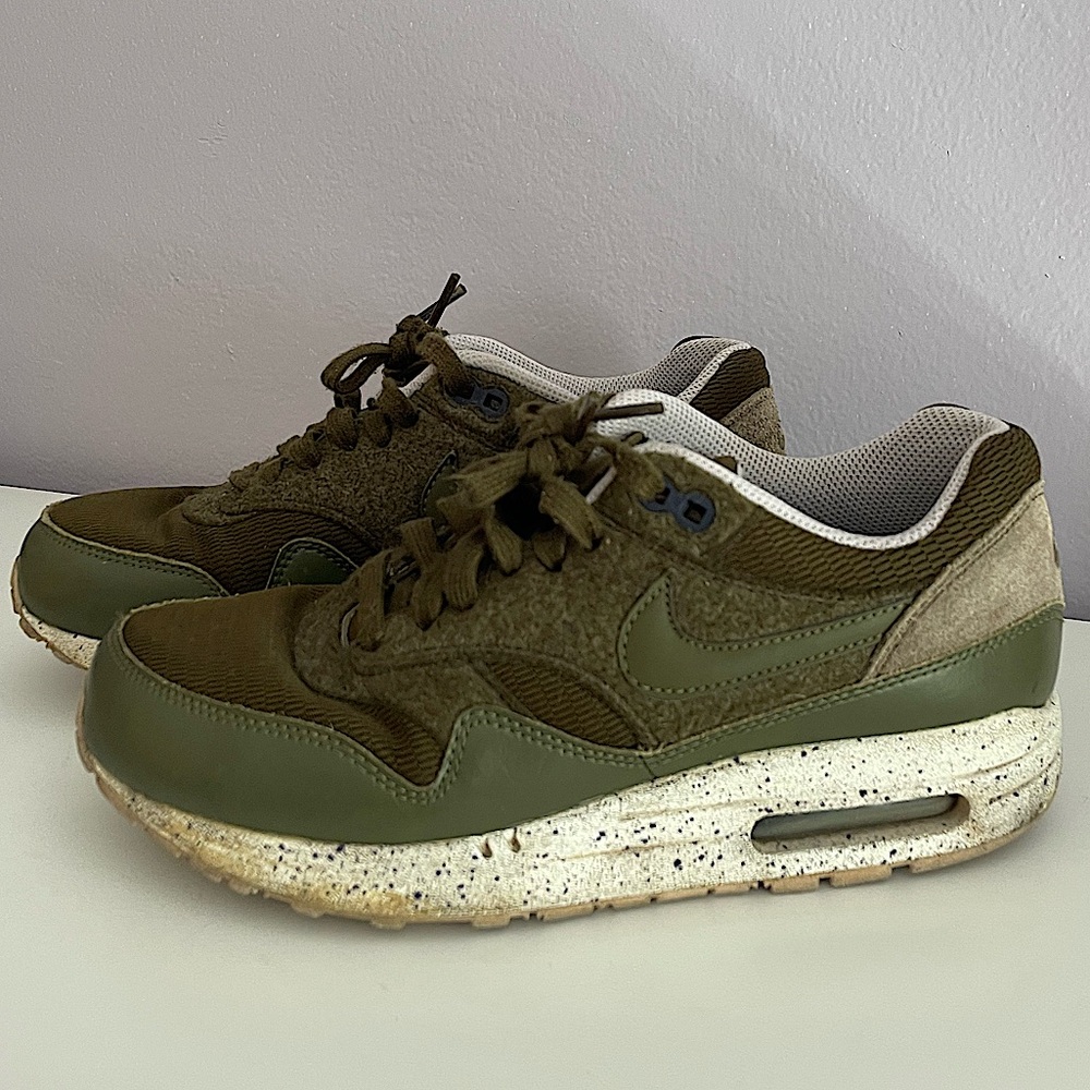 Nike Air Max Sneakers (Army Green Flannel/Wool)